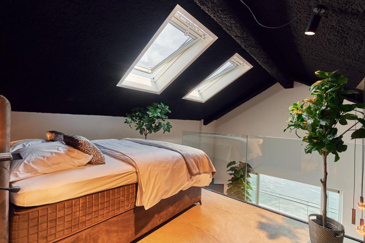Nomad Water Lodge Harderwijk Eksteriør billede
