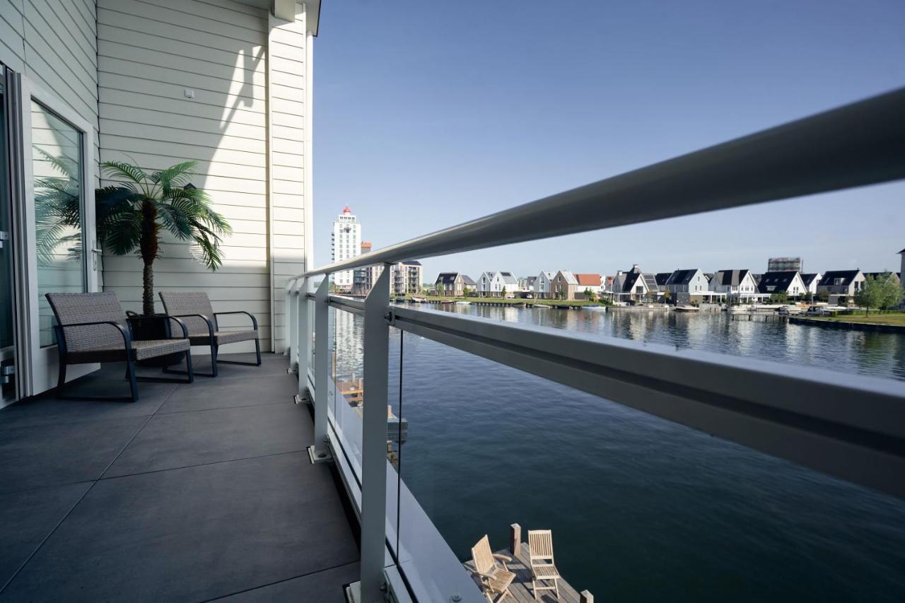 Nomad Water Lodge Harderwijk Eksteriør billede