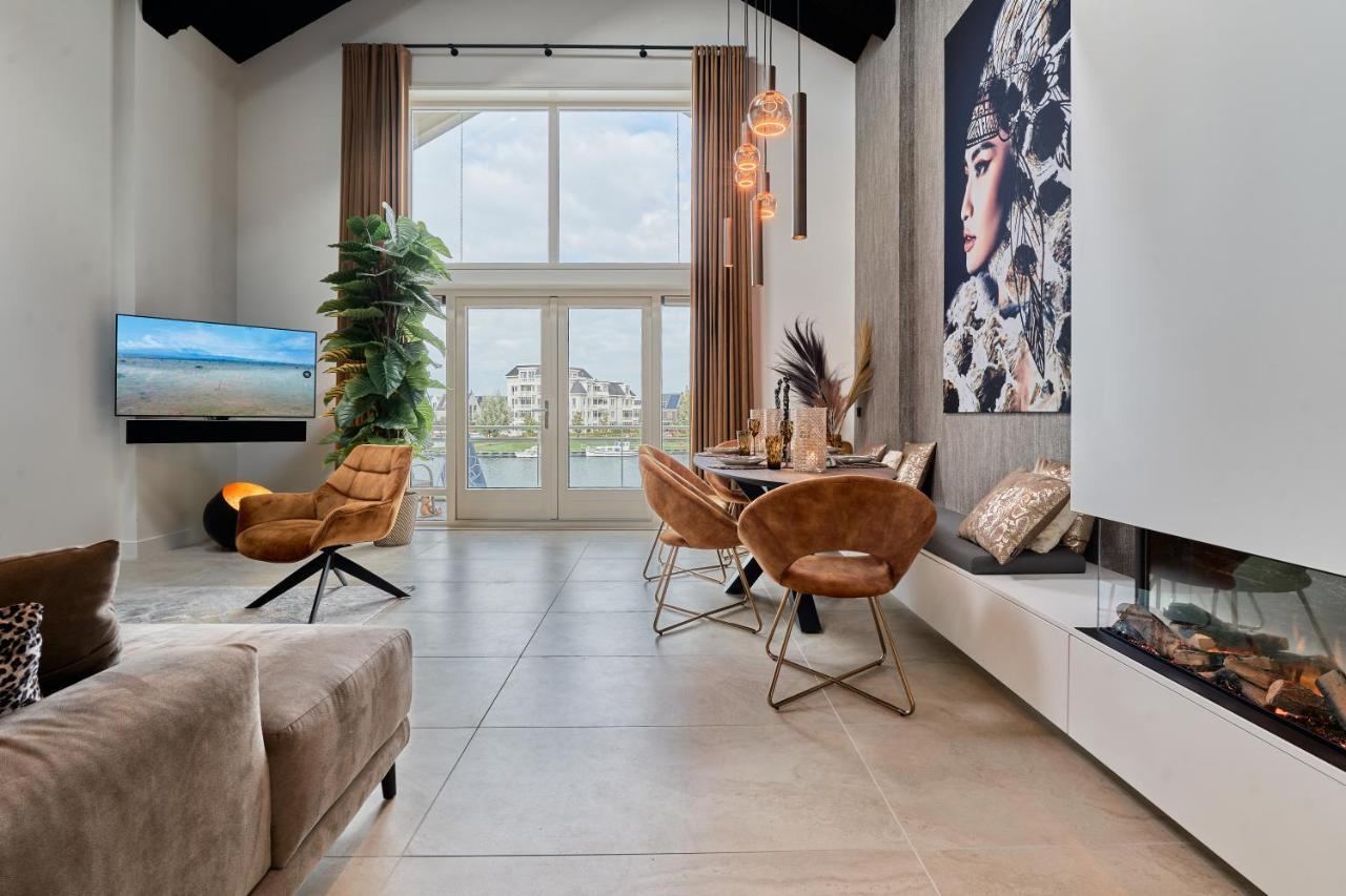Nomad Water Lodge Harderwijk Eksteriør billede